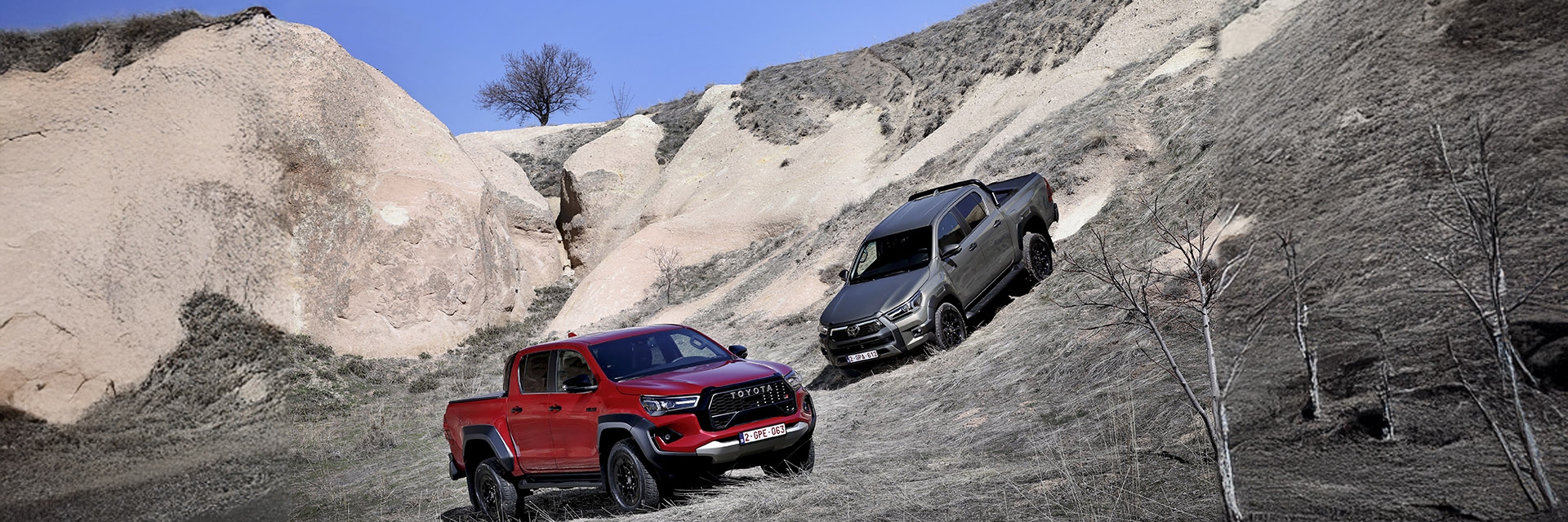 Combo-Hilux-Hybrid-48V-Hilux-GR SPORT-exterieur-stilstaand